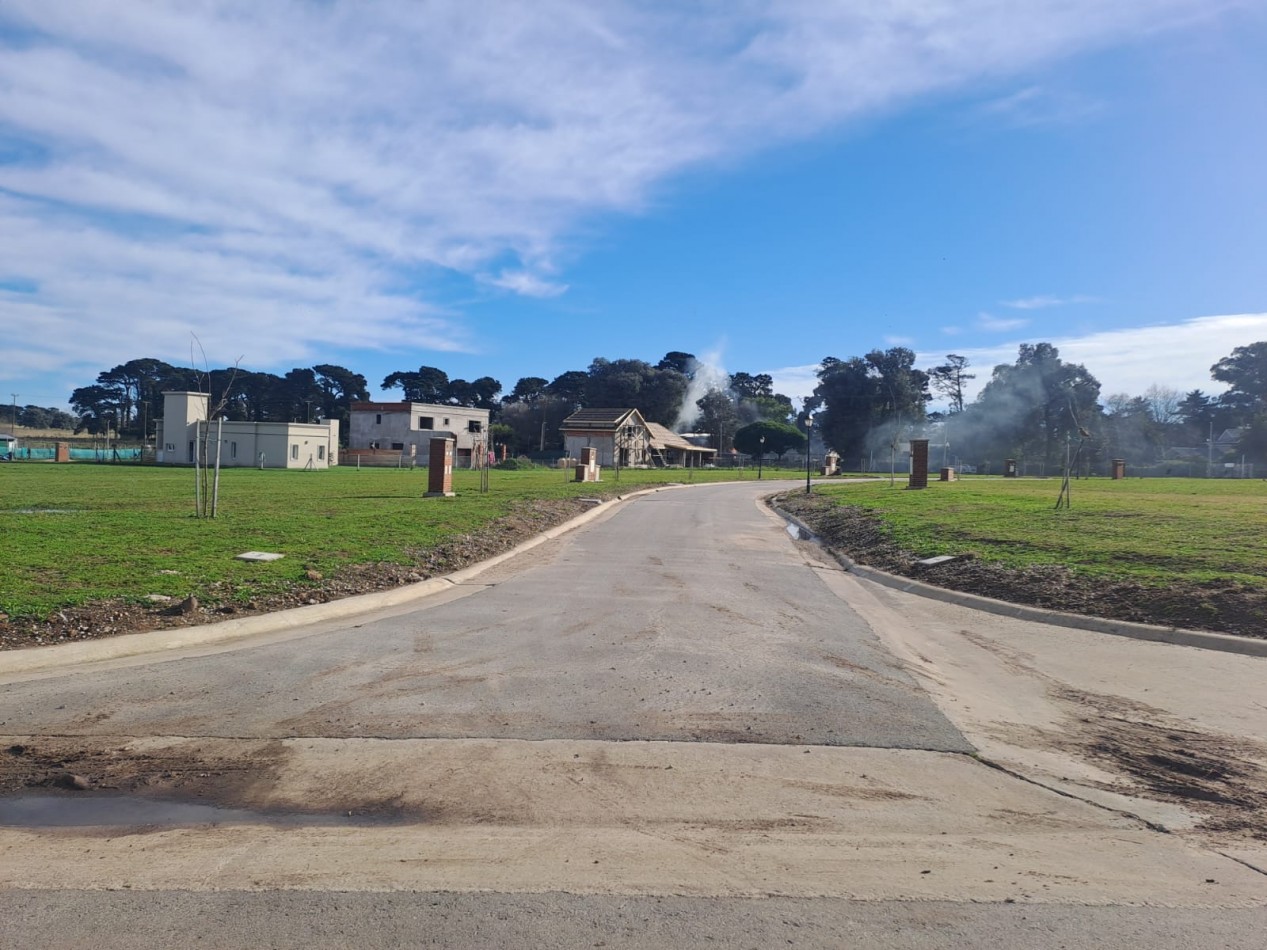 LOTE EN ARENAS CHICO