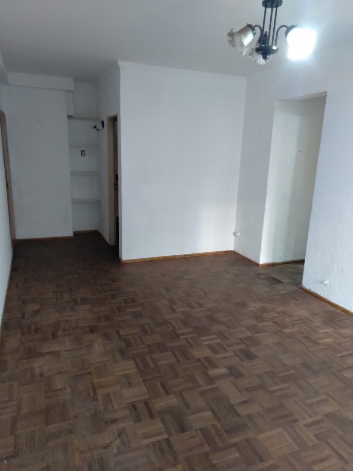 DEPARTAMENTO DOS AMB CON BALCON Y PATIO
