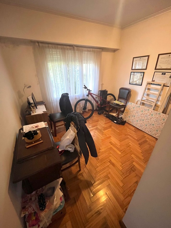 CHALET 5 AMB. CON PARQUE