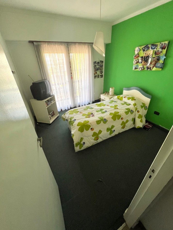 CHALET 5 AMB. CON PARQUE