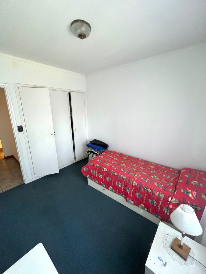 CHALET 5 AMB. CON PARQUE