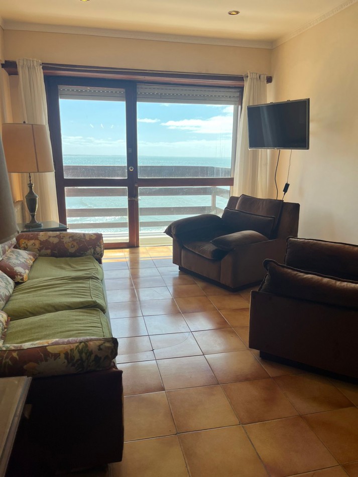 departamento 3 amb con dependencia y cochera .terraza con parrilla vista plena al mar