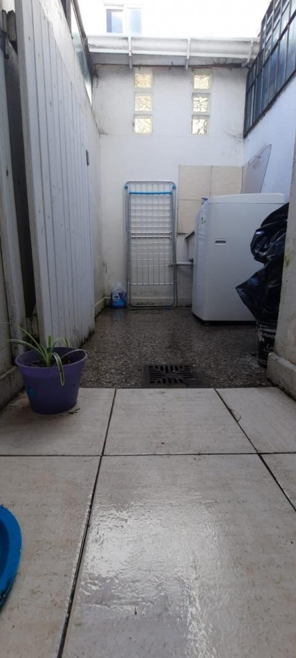 DEPARTAMENTO DE UN AMBIENTE CON PATIO