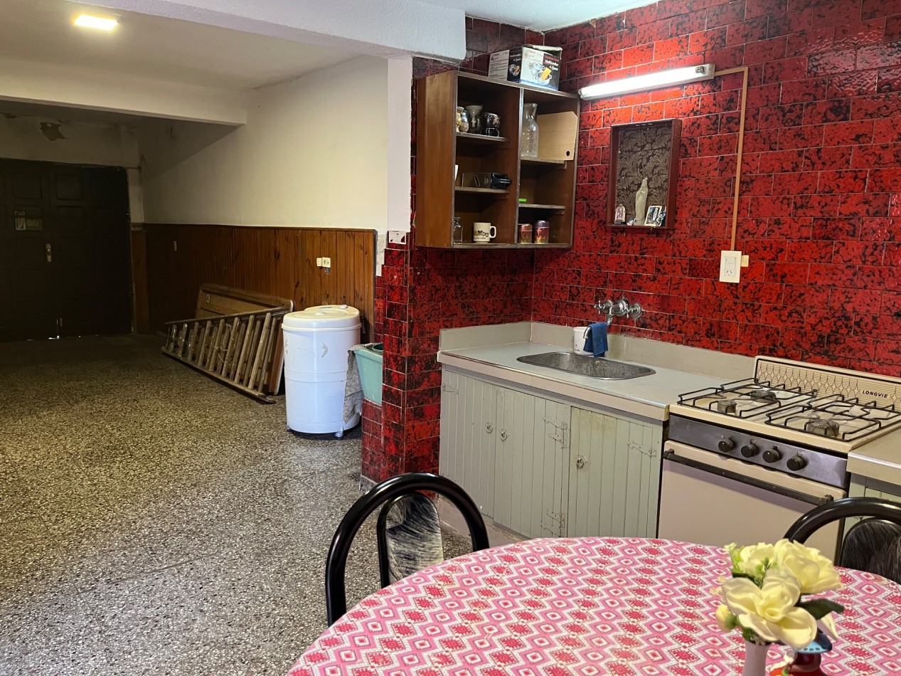 Casa 4 ambientes con Garage y quincho