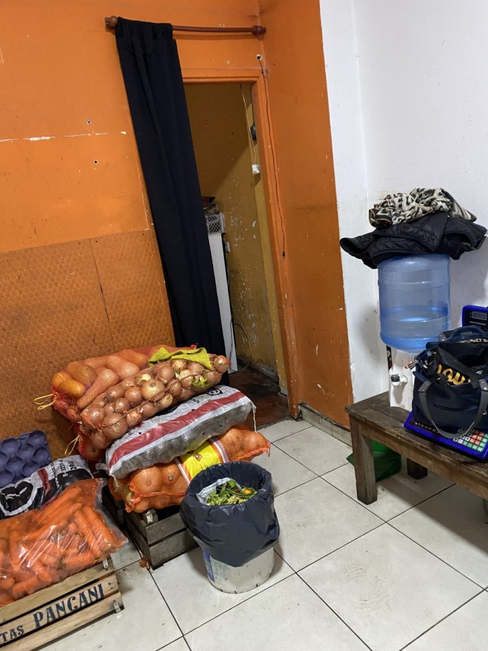 LOCAL CON VIVIENDA