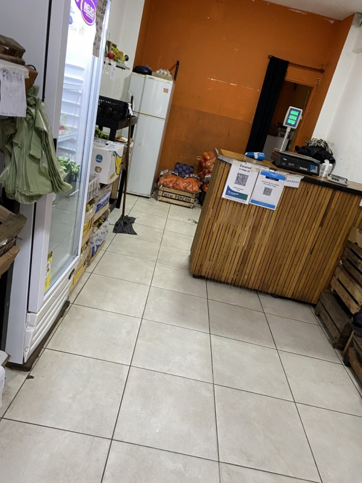 LOCAL CON VIVIENDA