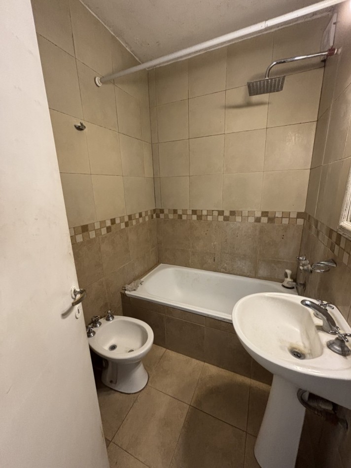 ALQUILER DEPTO 4 AMBIENTES